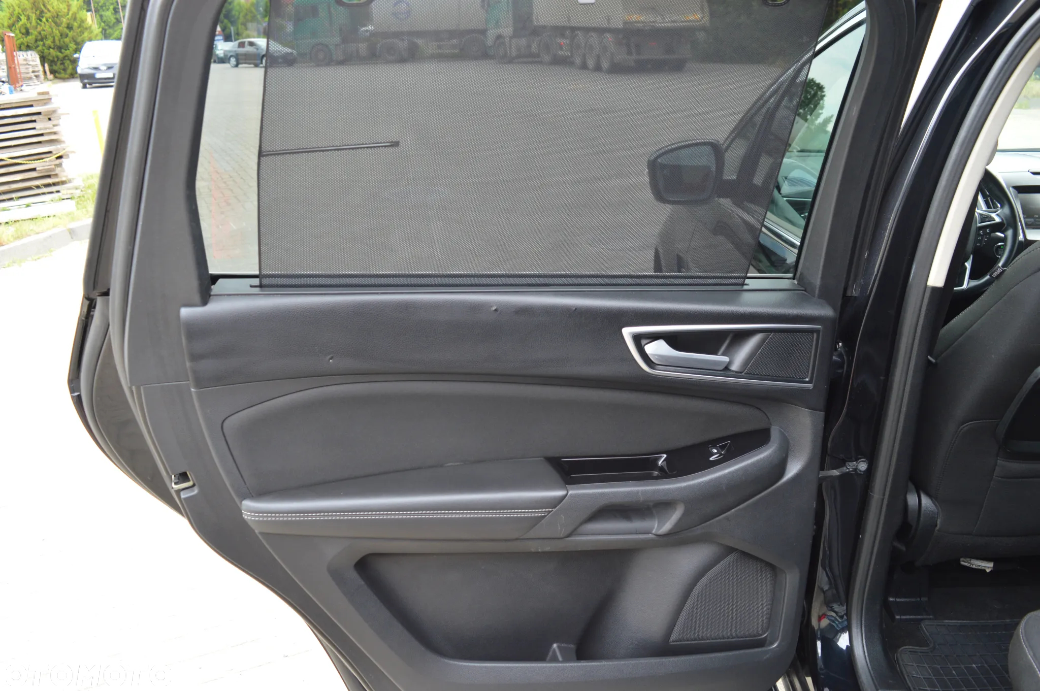 Ford S-Max 2.0 TDCi Titanium - 16