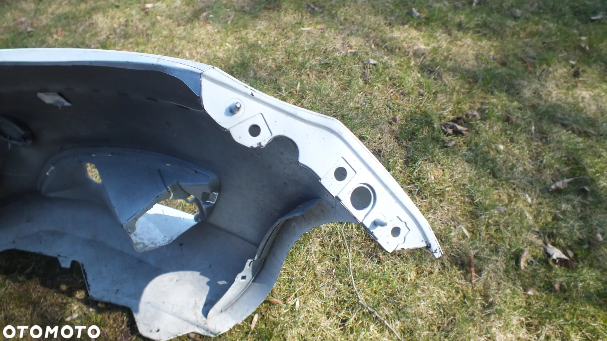 Zderzak przedni Ford Fiesta MK7 Lift - 7