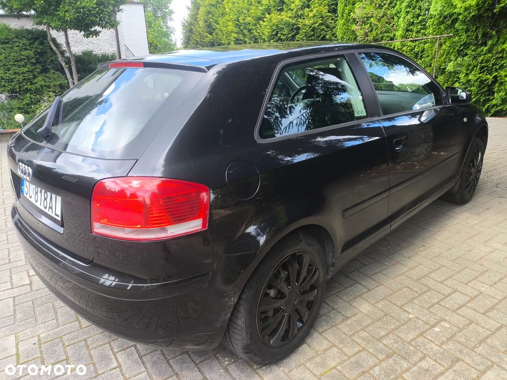 Audi A3 3-drzwiowe 1.6 Ambiente - 5