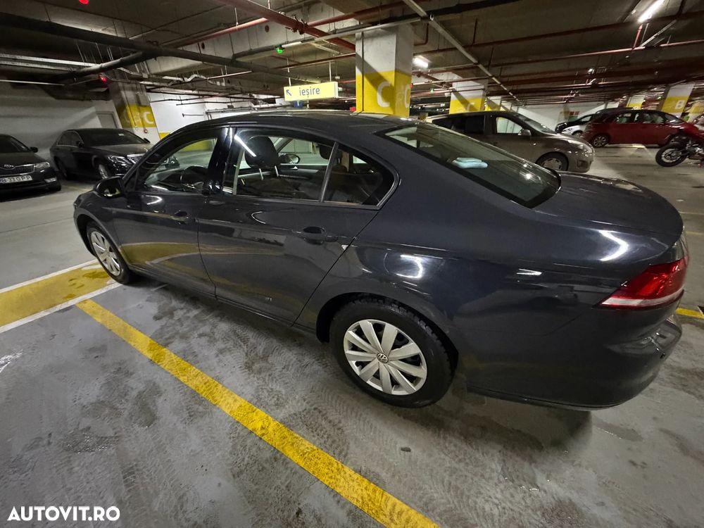 Volkswagen Passat - 2