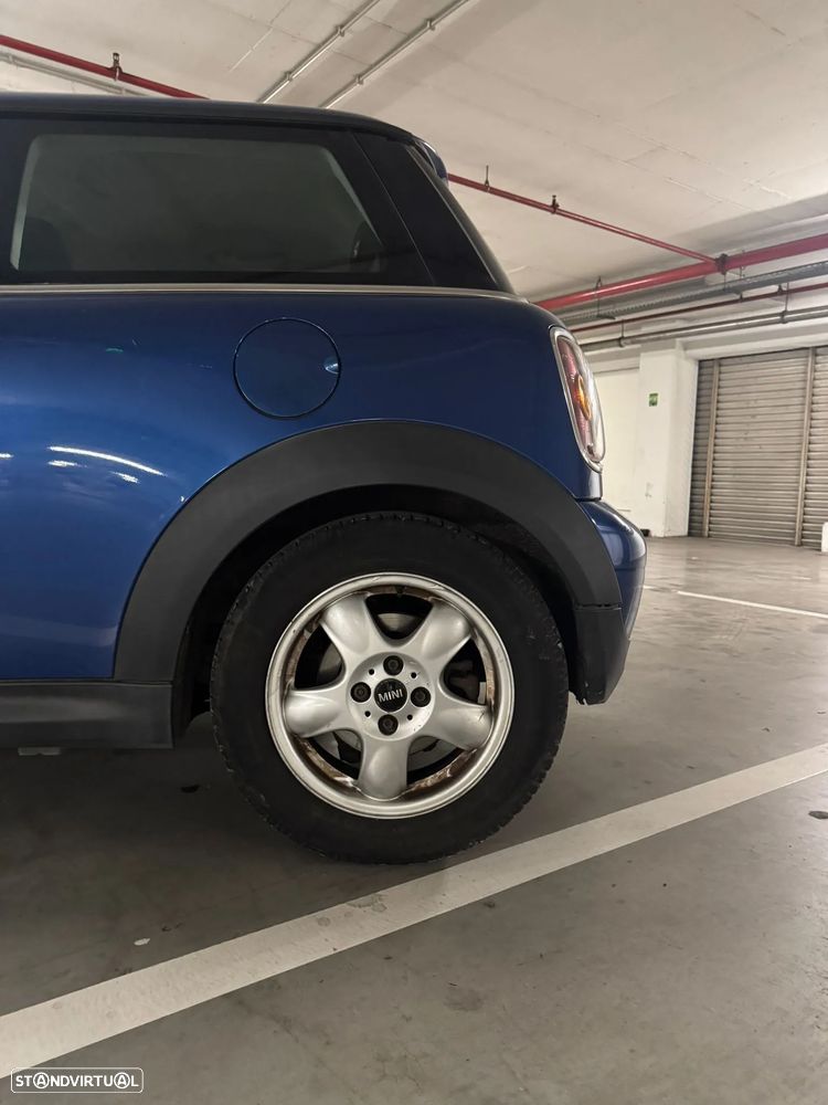 MINI 3 Portas Cooper D - 16