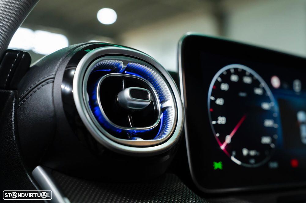 Mercedes-Benz C 300 d AMG Line - 32