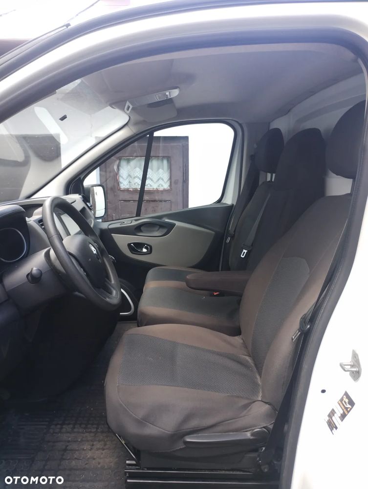 Renault Trafic - 10