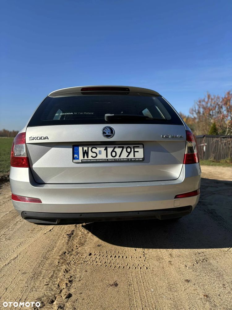 Skoda Octavia 1.6 TDI Ambition DSG - 18