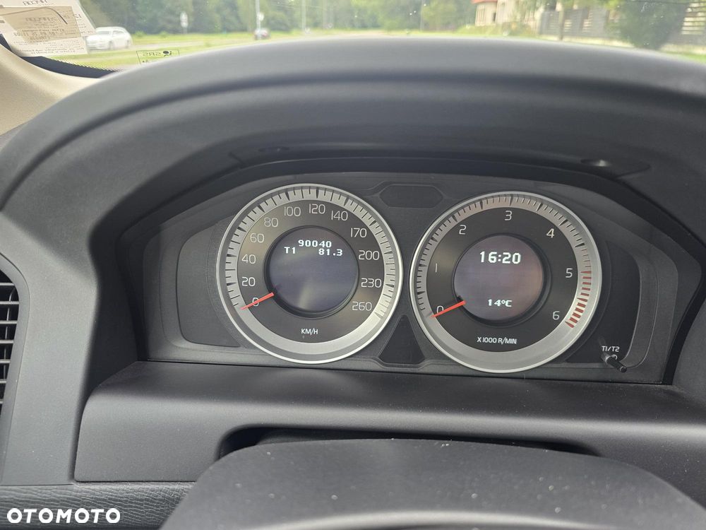 Volvo XC 60 D5 AWD Kinetic - 14