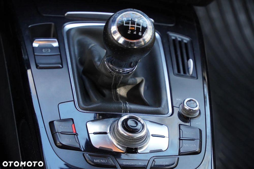 Audi A4 Avant 2.0 TDI - 22