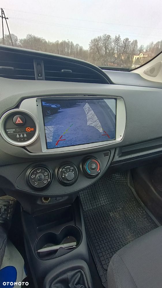 Toyota Yaris 1.0 VVT-i Life - 15