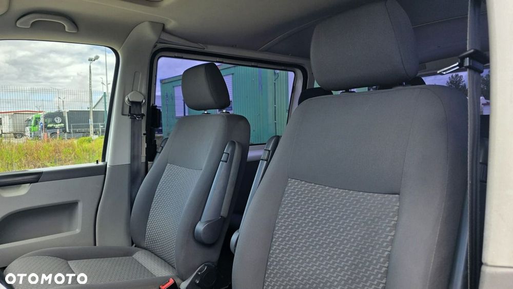 Volkswagen Transporter - 17