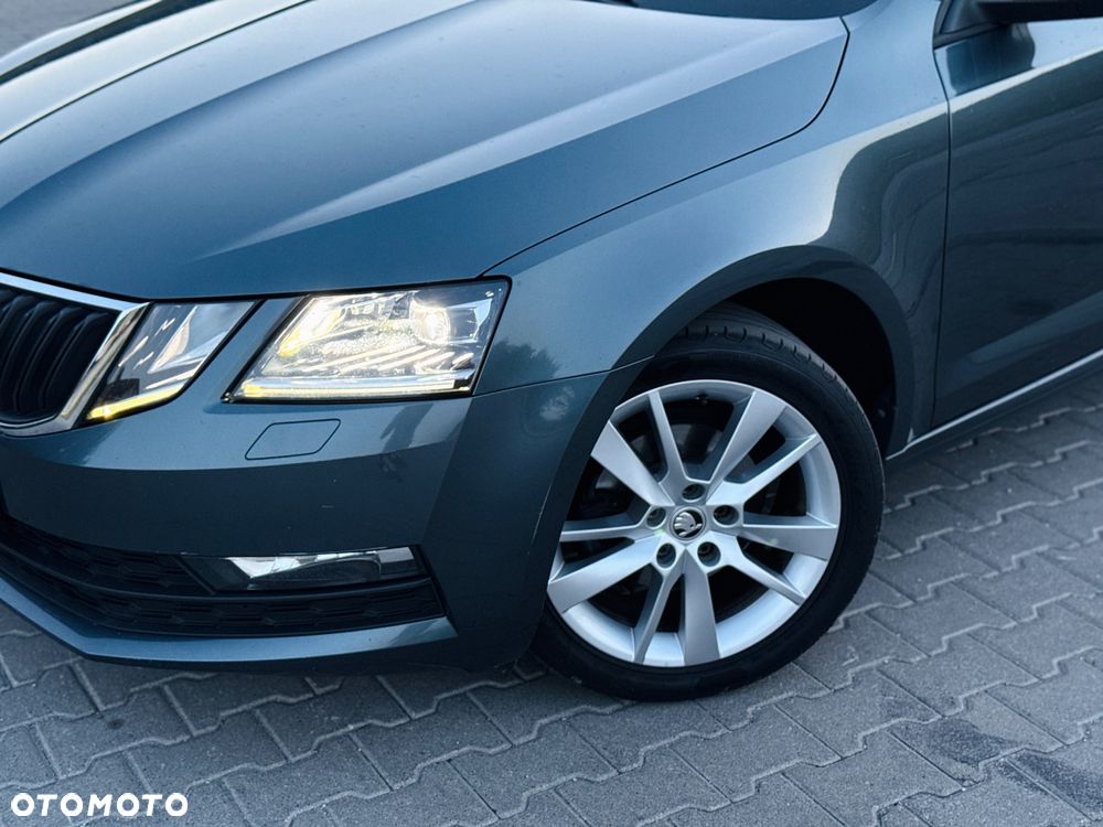 Skoda Octavia Combi 1.6 TDI Drive - 22