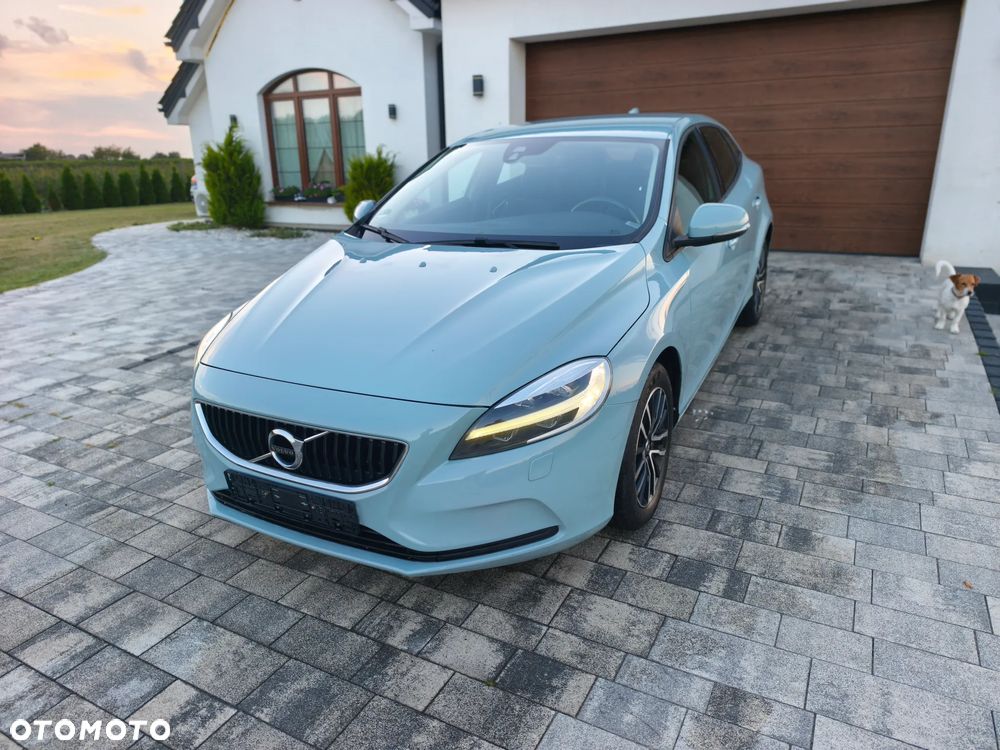 Volvo V40 D2 Drive-E Momentum - 4