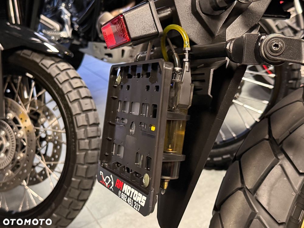 Suzuki V-STROM - 11