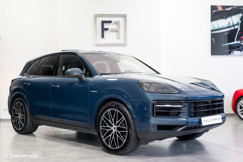 Porsche Cayenne E-Hybrid - 1