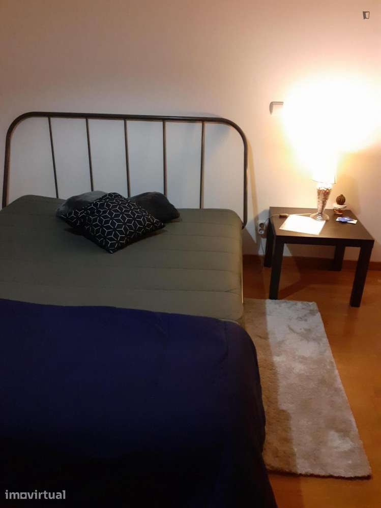 Quarto - localizado em Lisbon - Grande imagem: 4/13