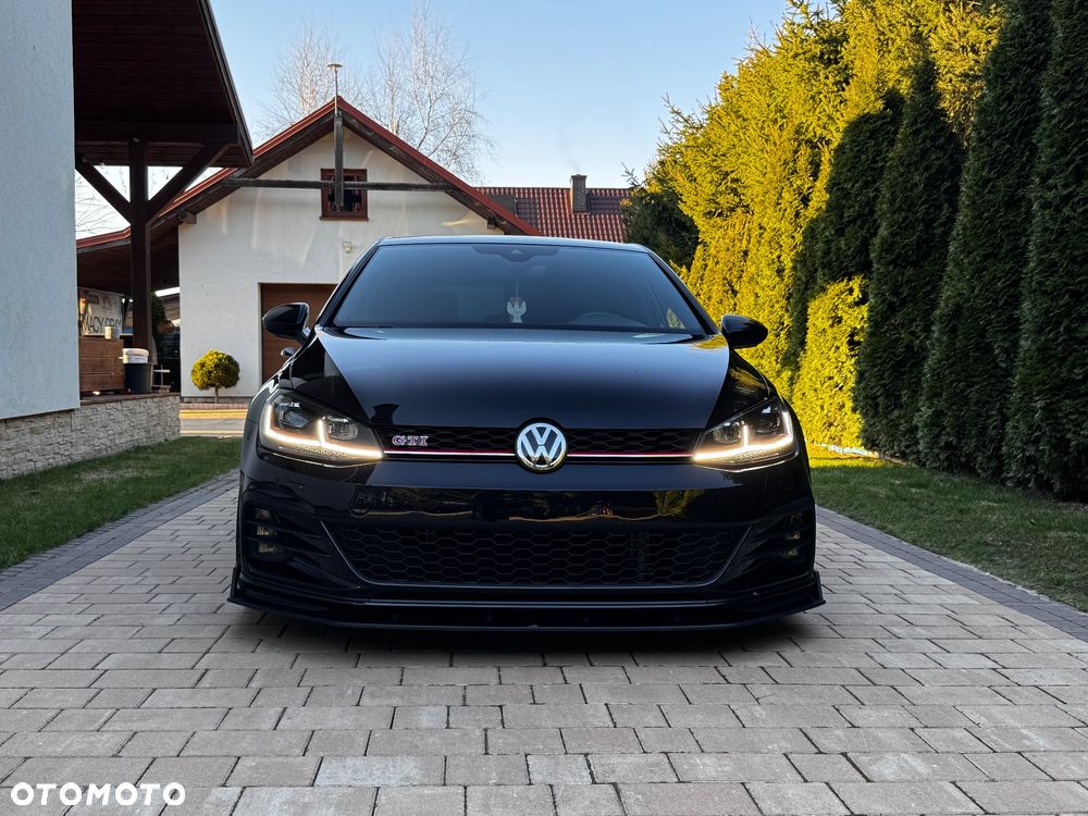Volkswagen Golf GTI (BlueMotion Technology) DSG - 3