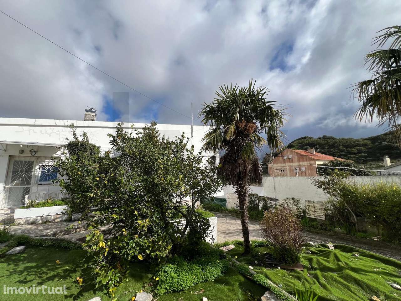 Oportunidade de Investimento  - Moradia T4 para remodelar ao seu gosto - Grande imagem: 5/27