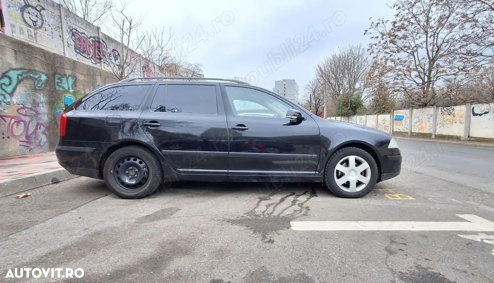 Skoda Octavia Combi 2.0 TDI Elegance - 4