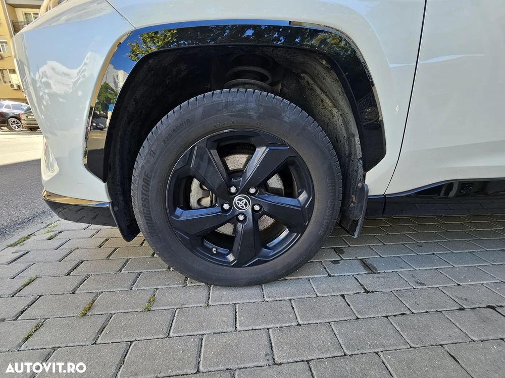 Toyota RAV4 - 5
