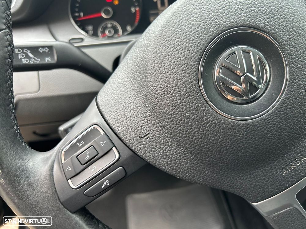 VW Passat Variant 1.6 TDI Confortline Navig - 24