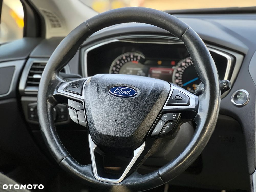 Ford Mondeo 2.0 TDCi Titanium - 18