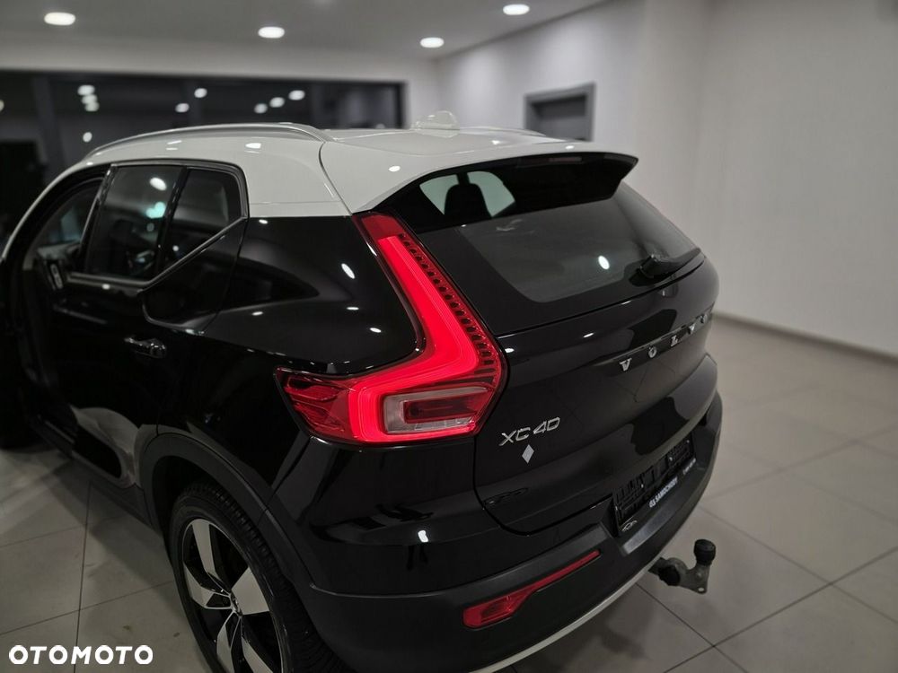 Volvo XC 40 D4 AWD Geartronic Momentum Pro - 16