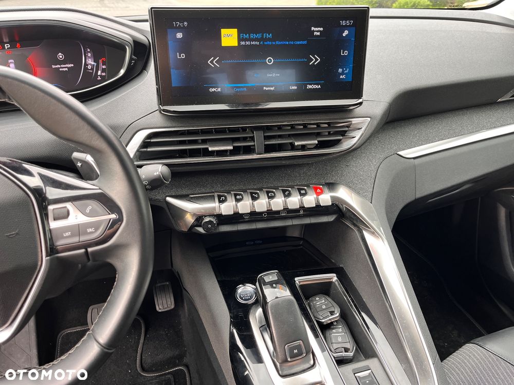 Peugeot 3008 1.2 PureTech Allure Pack S&S EAT8 - 17