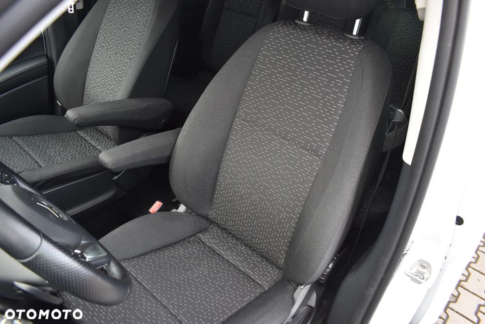 Mercedes-Benz eVito Tourer 129 L2 Pro 447.703 - 11