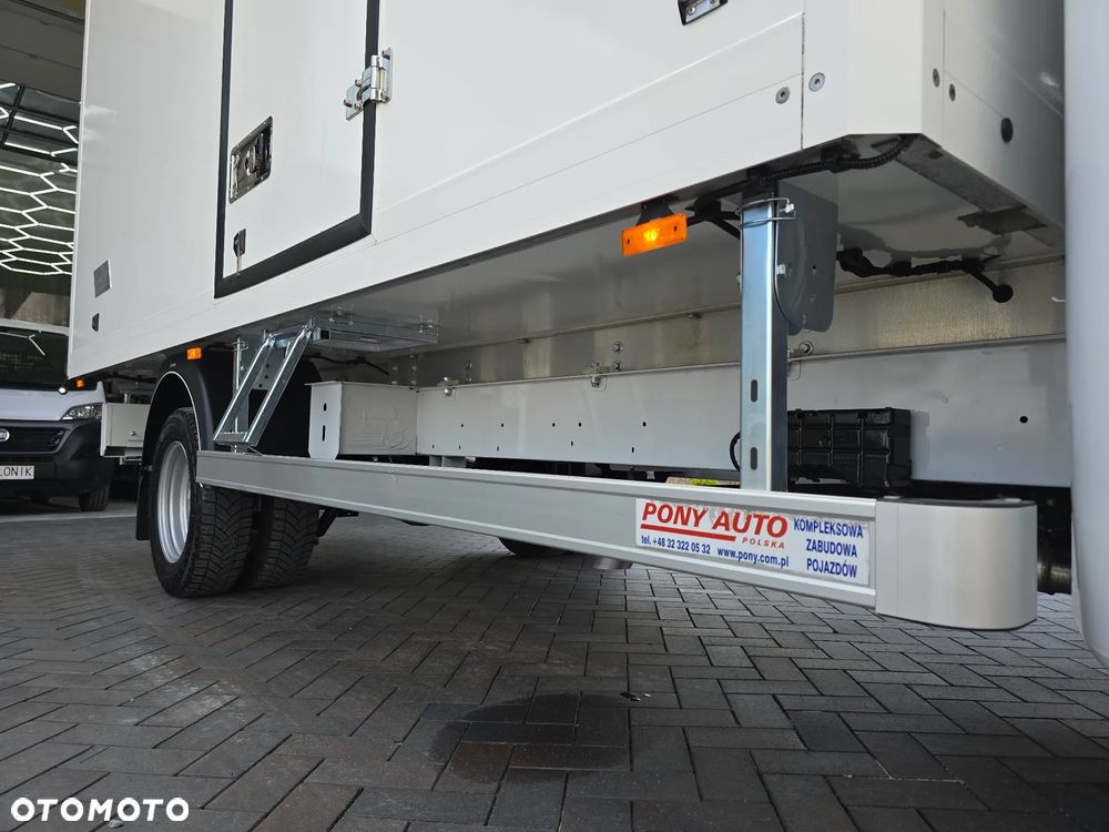 Renault MASTER CHŁODNIA 8 PALET Carrier XARIOS -29*C +29*C 230V STACJONARNE PODŁĄNCZENIE TYLN OŚ BLIŻNIACZA WZMOCNIONA SALON POLSKA 65Tyś km SERWIS ASO RENO DO OSTATNIEGO Km GWARANCJA BOGATA OPCJA WYPOSAŻENIA LEDY HALOGENY TEMPOMAT FOTEL KIEROWCY PNEŁMATYCZNY - 24