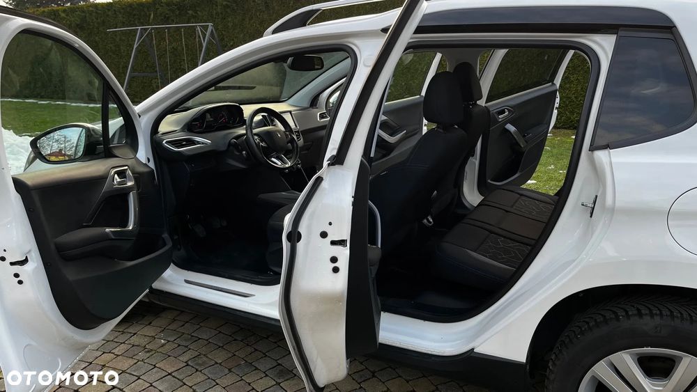 Peugeot 2008 PureTech 82 Style - 6