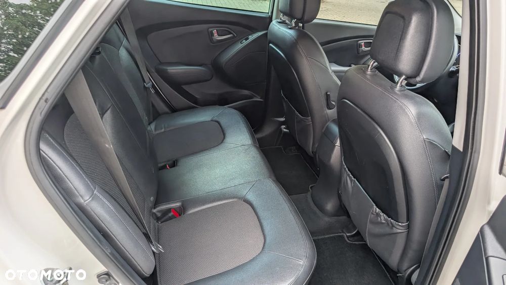 Hyundai ix35 2.0 CRDi 4WD Automatik Finale Silver - 9