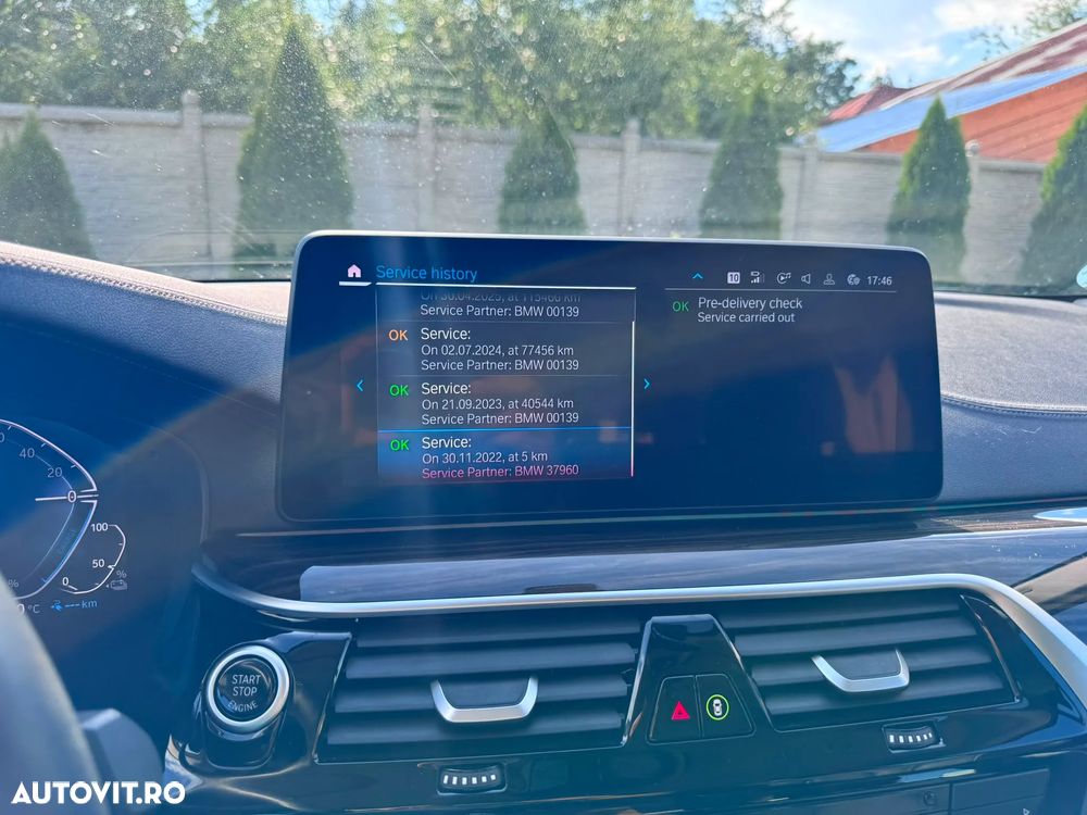 BMW Seria 5 530e Aut. Luxury Line - 14