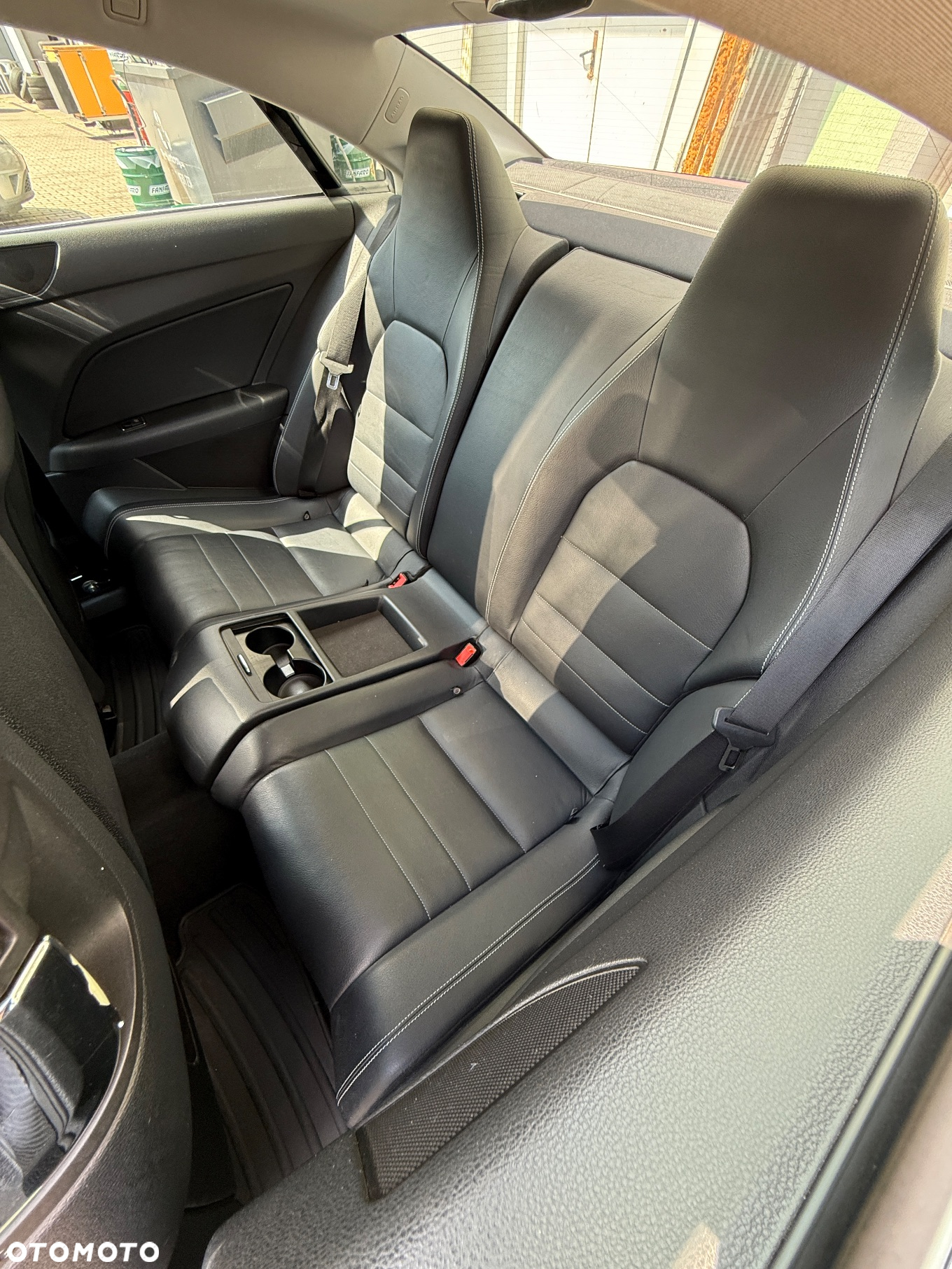 Mercedes-Benz Klasa E 350 CDI BlueEff - 11