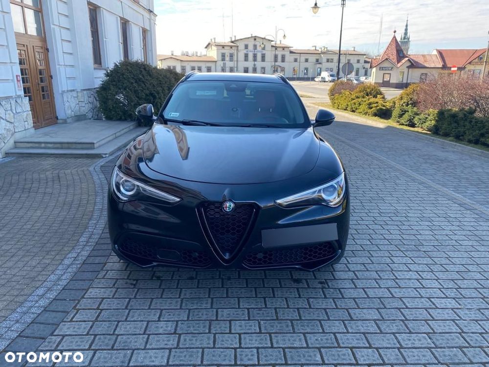 Alfa Romeo Stelvio 2.0 Turbo TI Q4 - 11