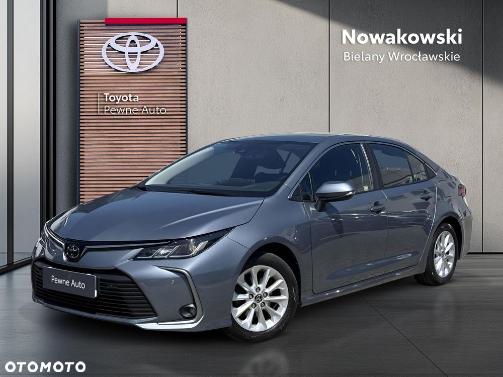 Toyota Corolla - 1