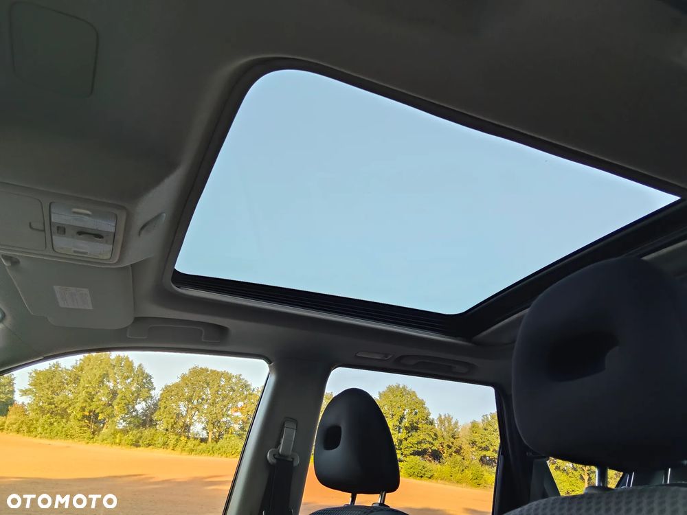 Nissan X-Trail 2.0 dCi 4x4 DPF SE - 29