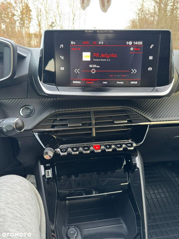 Peugeot 208 1.2 PureTech Active S&S EAT8 - 10