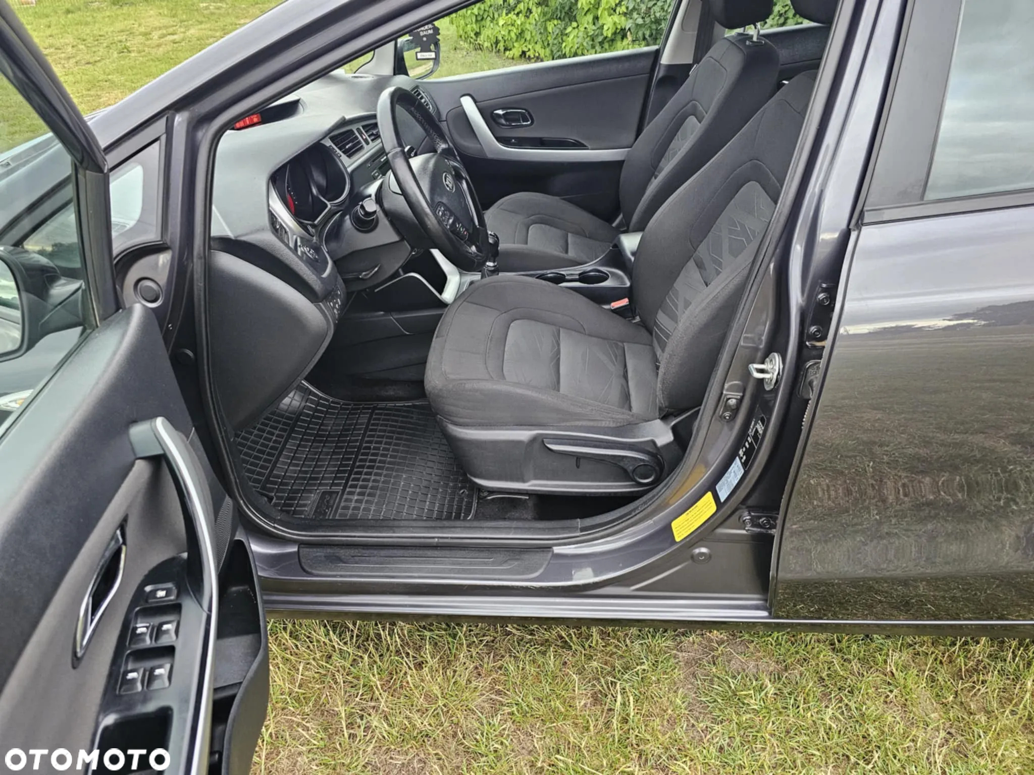 Kia Ceed 1.6 CRDi 128 Dream Team Edition - 15