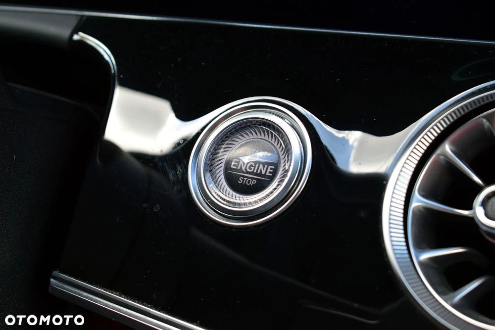 Mercedes-Benz AMG GT 43 4-Matic+ - 19