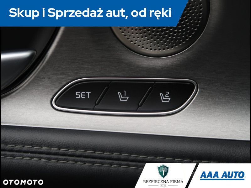 Kia Stinger - 25