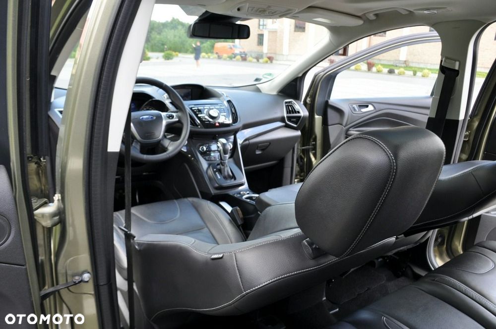 Ford Kuga - 28