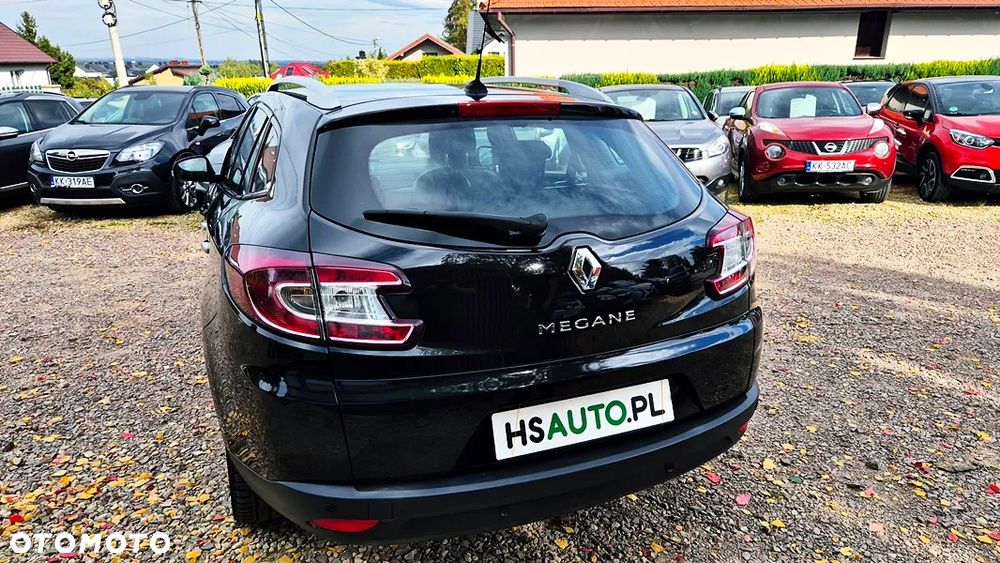 Renault Megane 2.0 16V Bose Edition CVT - 16