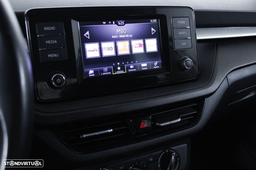 Skoda Fabia 1.0 MPI Selection - 27