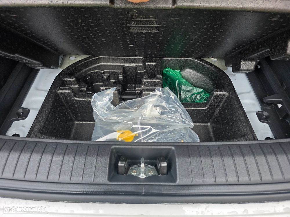 Hyundai Kauai 64 kWh Vanguard - 24