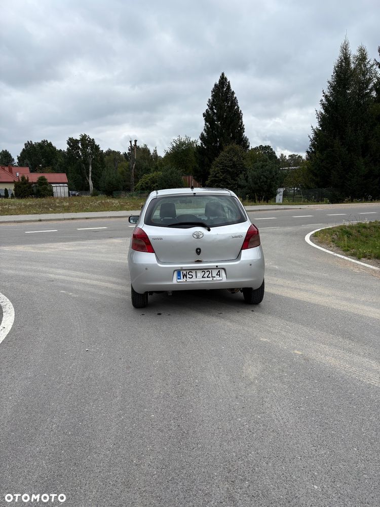 Toyota Yaris 1.4 D-4D Sol - 6