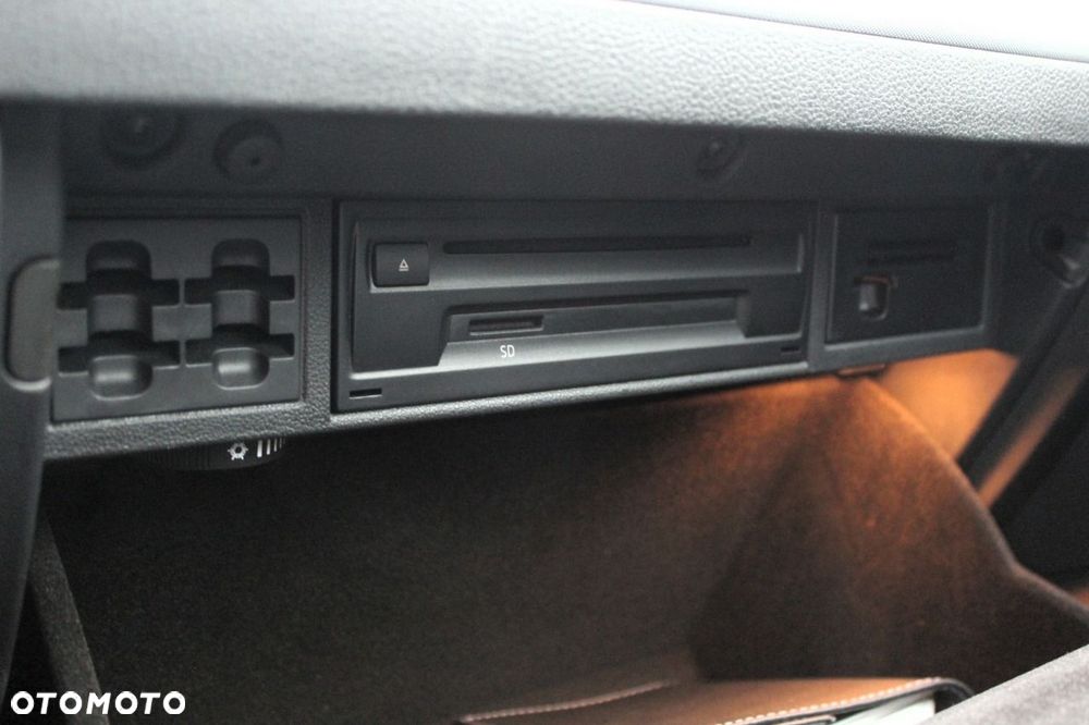 Volkswagen Golf 1.0 TSI BlueMotion Trendline - 23