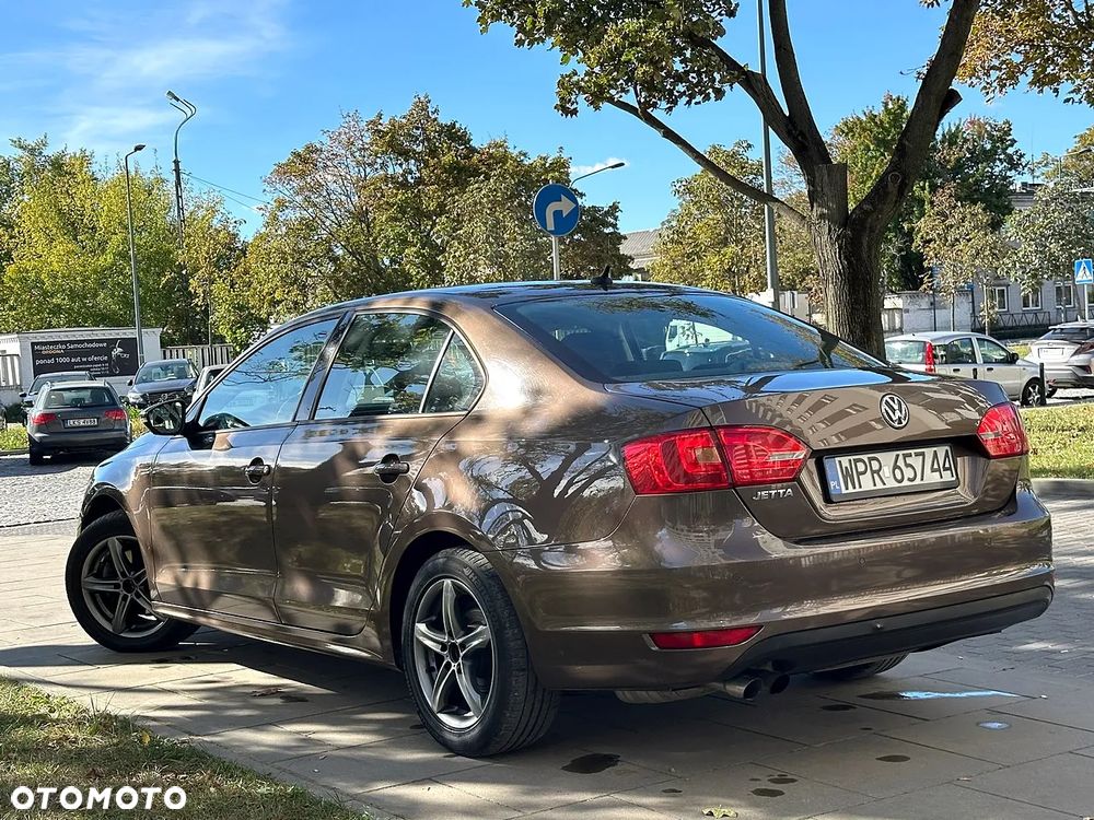 Volkswagen Jetta 1.4 TSI Comfortline - 5