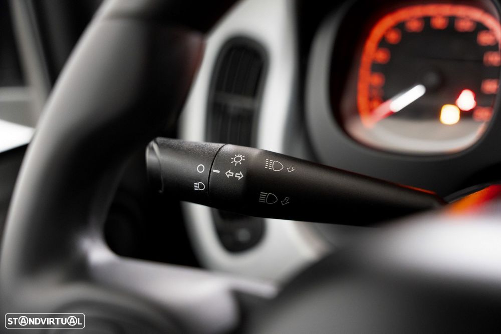 Fiat Panda 1.0 Hybrid City Cross - 10