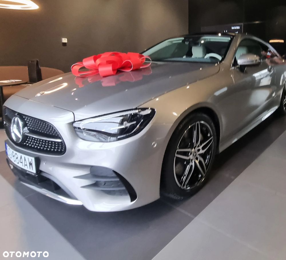 Mercedes-Benz Klasa E - 16