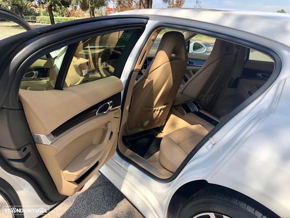 Porsche Panamera Platinum Edition - 15