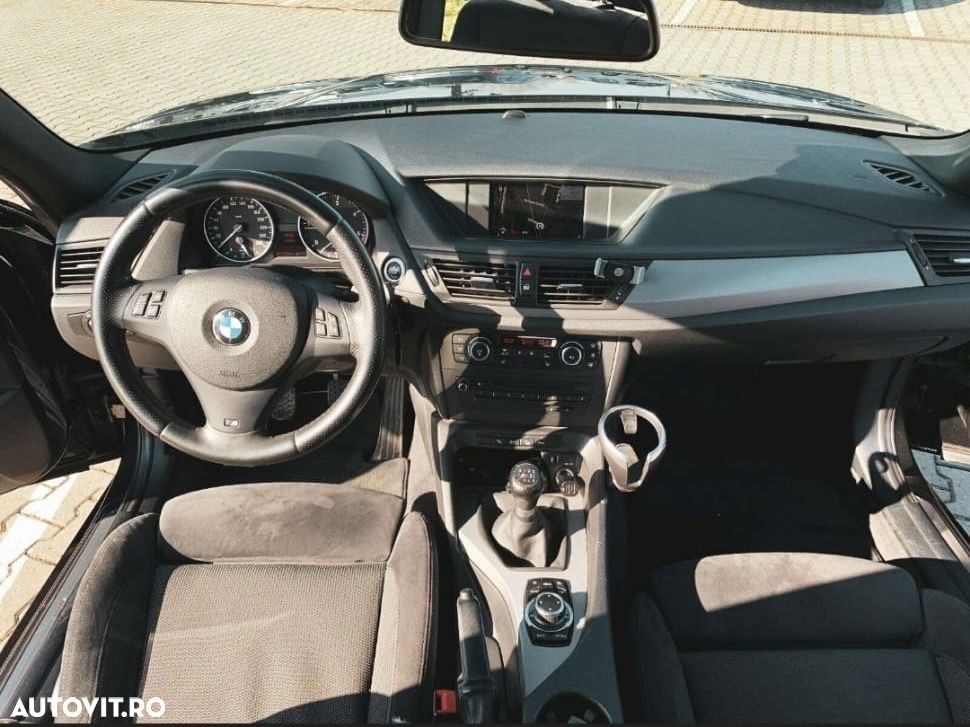 BMW X1 - 8