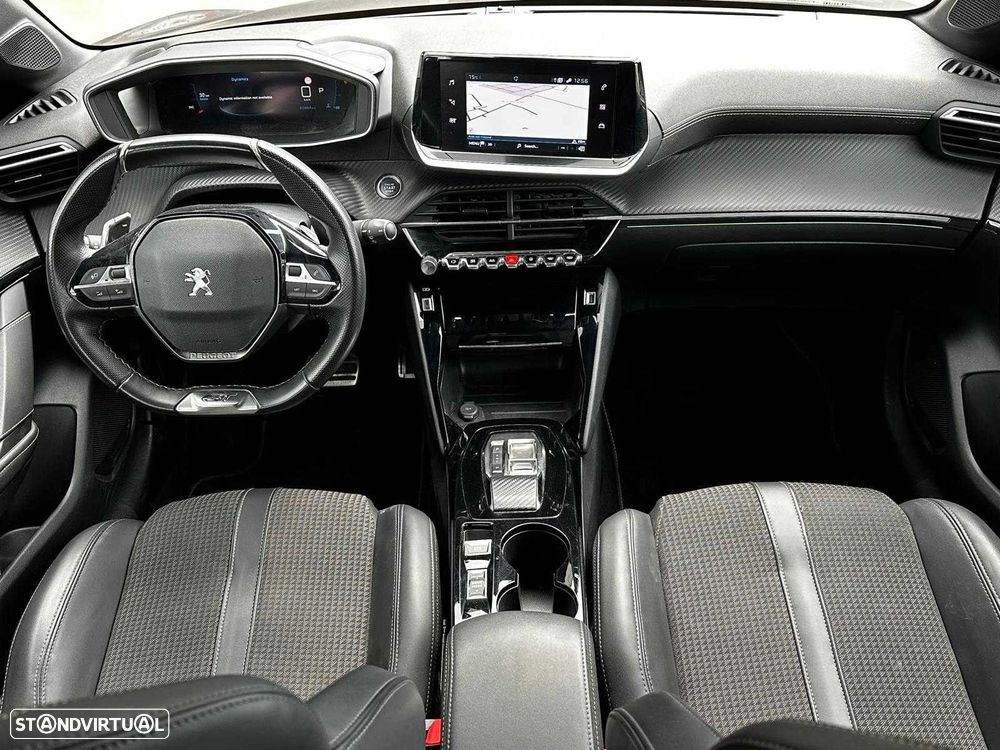 Peugeot 208 1.2 PureTech GT EAT8 - 10